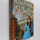 Josephine Cox : Den gyllene buren : Roman - pikkukuva 1
