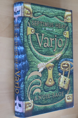 Angie Sage : Septimus Heap Varjo ( 1.p. 2007 )