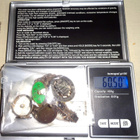 Hopearomua 60 g, rikkinäisiä rintamerkkejä - pikkukuva 3