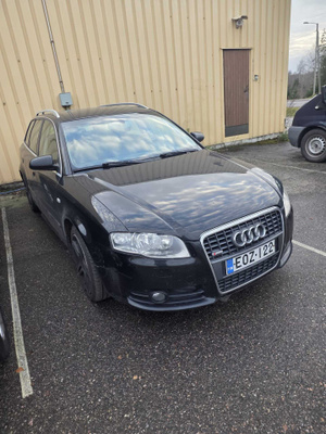 Audi A4 Avant Korjattavaksi tai varaosiksi
