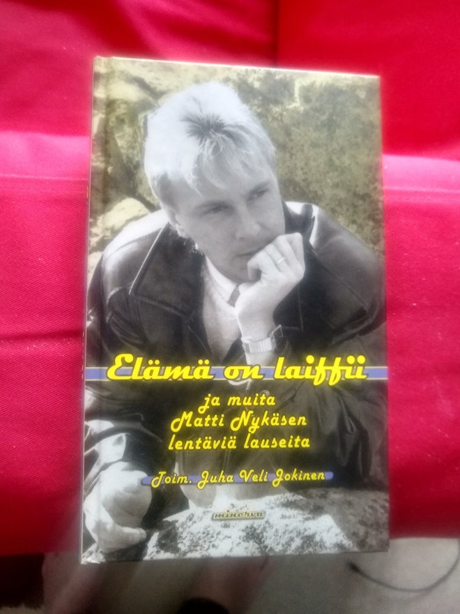 Matti Nykänen: Elämä on laiffii kirja aidolla nimmarilla!