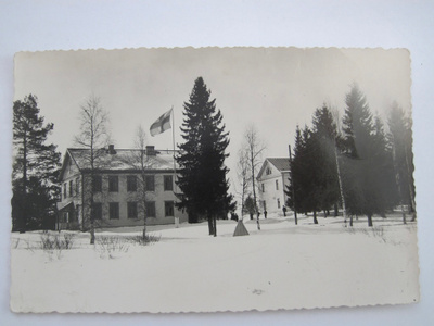 VANHA Postikortti Mikä Paikkakunta? Suomen Lippu ym n.1930-l