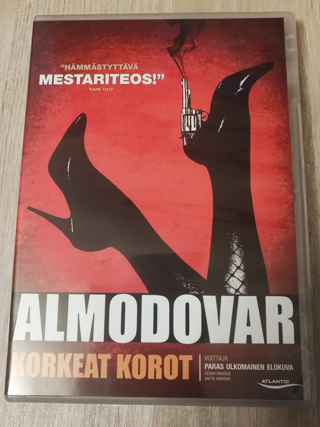Korkeat korot PEDRO ALMODOVAR