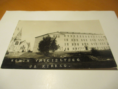 Kemi Yhteislyseo ja kirkko * ei tv