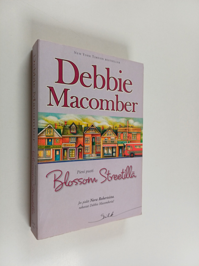 Debbie Macomber : Pieni puoti Blossom Streetillä