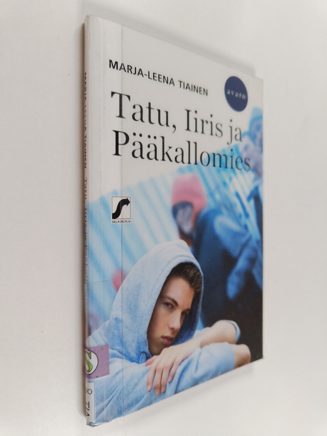 Marja-Leena Tiainen : Tatu, Iiris ja Pääkallomies