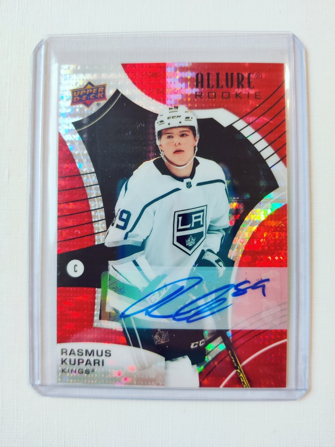 Rasmus Kupari - 21-22 UD Allure Rookie Red Rainbow Auto