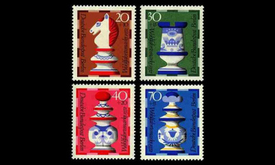 Berlin 435-8 ** Shakkinappuloita (1972)