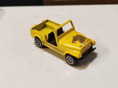 34 Kiina Jeep