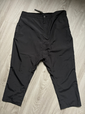 ASOS MUSTAT CAPRIT koko 32" *UUDET*