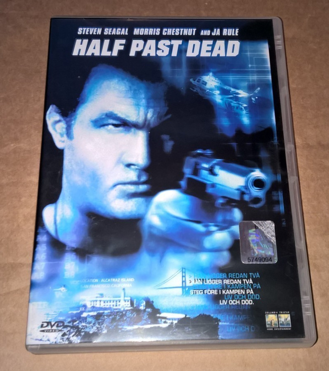 STEVEN SEAGAL HALF PAST DEAD KUOLEMANSELLI DVD