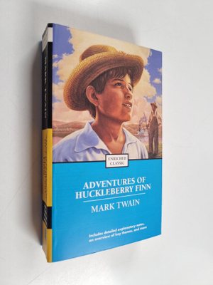 Mark Twain : Adventures of Huckleberry Finn