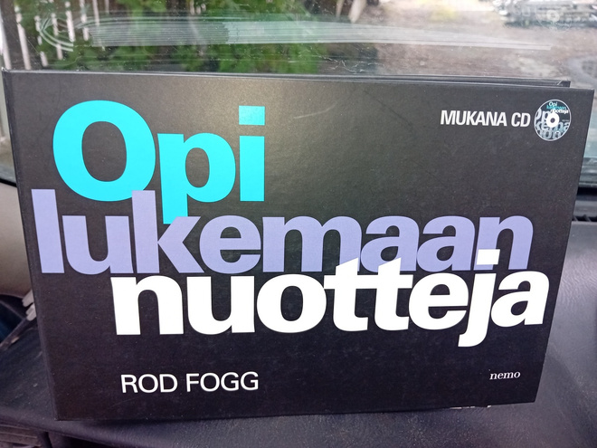 FOGG : Opi lukemaan nuotteja + CD ( SIS POSTIKULU )