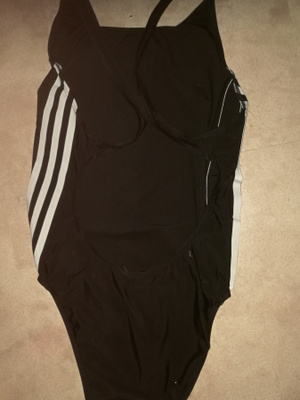 Adidas - kokouimapuku musta 3 raitaa M- koko(38)