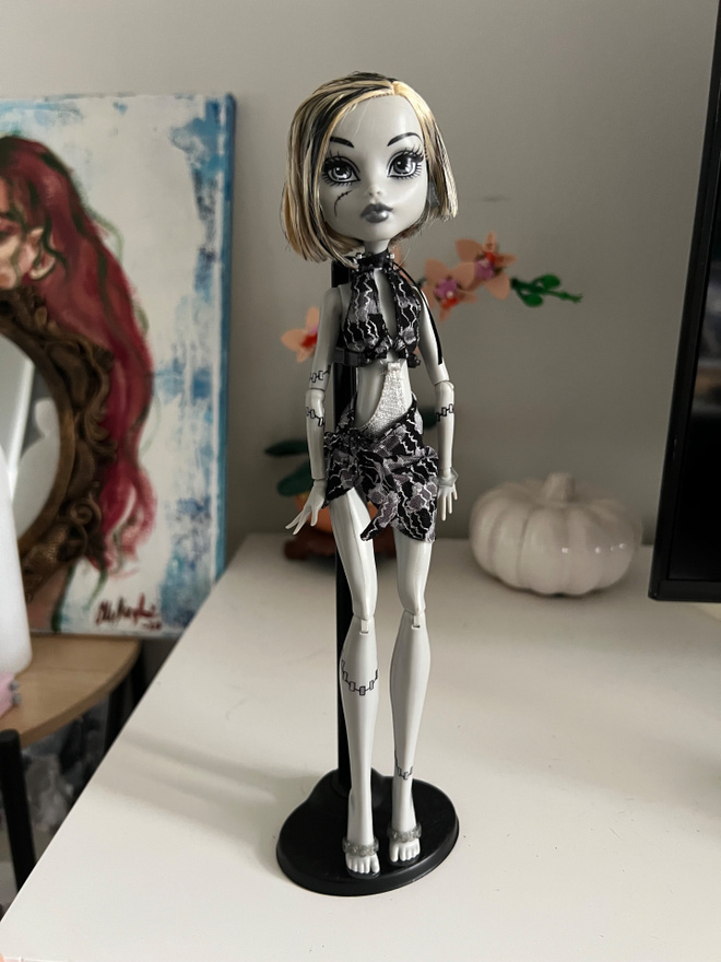 Mattel Monster High Skull Shores Frankie Stein