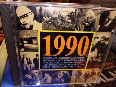 CD : 1990 ( SIS POSTIKULU )