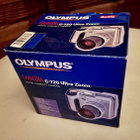 Olympus Camedia C-720 Ultra Zoom + pakkaus & kilkkeet - pikkukuva 3