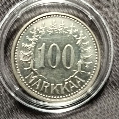 1957
