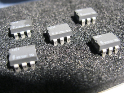 4N35  OPTOEROTIN 180 KPL.  UUSIA.