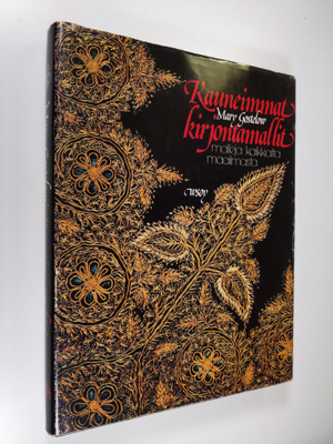 Mary Gostelow : Kauneimmat kirjontamallit : malleja kaikk...