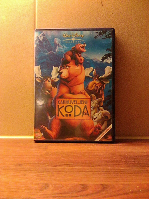 KARHUVELJENI KODA DVD R2