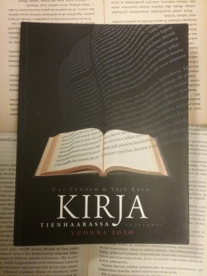 Ekholm, Repo - Kirja tienhaarassa 2020 (nid.)