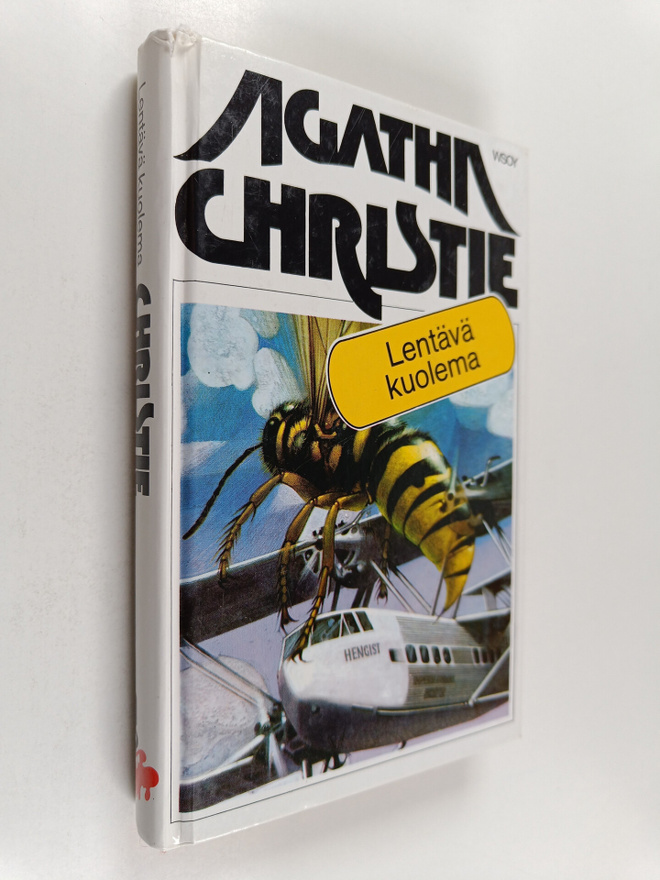 Agatha Christie : Lentävä kuolema