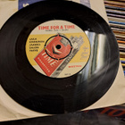 Laila Kinnunen Time vinyylisingle - pikkukuva 1