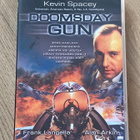 DOOMSDAY GUN - DVD - KEVIN SPACEY - pikkukuva 1