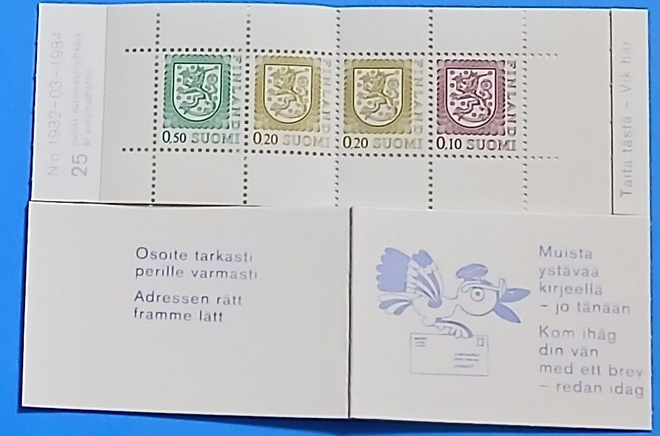 AV11,1932-03-1984, vihkoja 172 kpl,  8 vihkossa tl4 **.