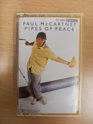 C-kasetti, Paul McCartney: Pipes of peace
