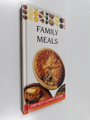 Julia Roles : Family Meals