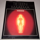 TIETEEN MAAILMA IHMINEN KIRJA - pikkukuva 1