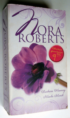 Nora Roberts - Kolme kirjaa yksissä kansissa