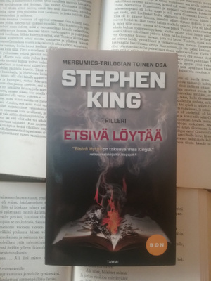 Stephen King - Etsivä löytää (pokkari)