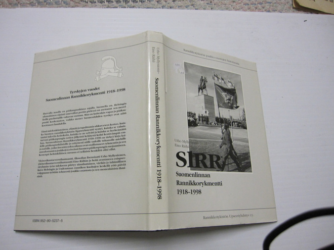 SlRR - Suomenlinnan rannikkorykmentti 1918-1998
