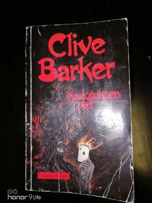 Clive Barker Kadotuksen peli