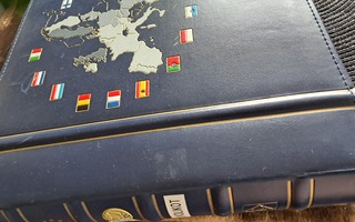 EURO KOLIKKO KANSIO 20 MAATA