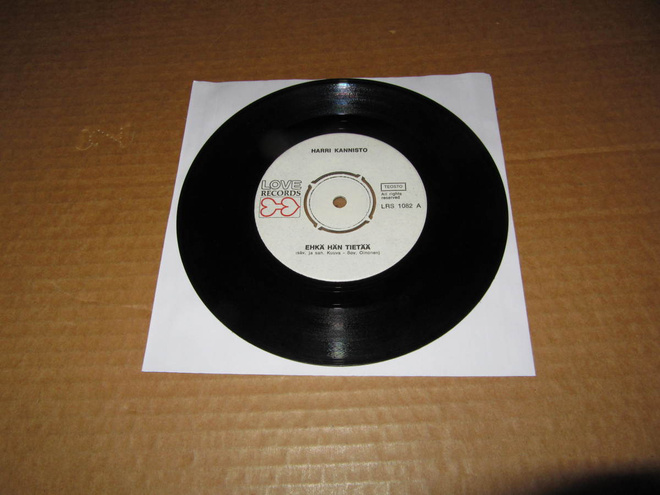 Harri Kannisto 7" Ehkä Hän Tietää/Emilia v.1972