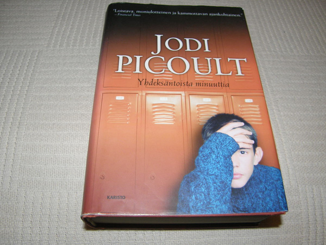 Jodi Picoult Yhdeksäntoista minuuttia -sid