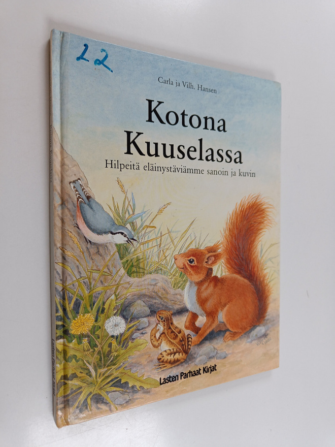 Carla Hansen : Kotona Kuuselassa
