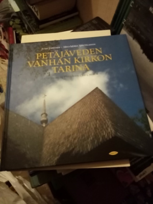 PETÄJÄVEDEN VANHAN KIRKON TARINA ( SIS POSTIKULU )