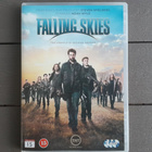 DVD: Falling Skies - 2 Kausi. 3xDVD (T:Steven Spielberg 2013 - pikkukuva 1