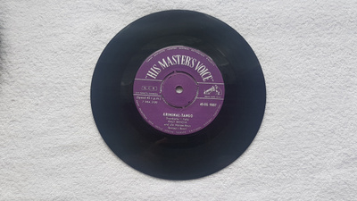Ralf Bendix - Kriminal Tango / Pity-Pity