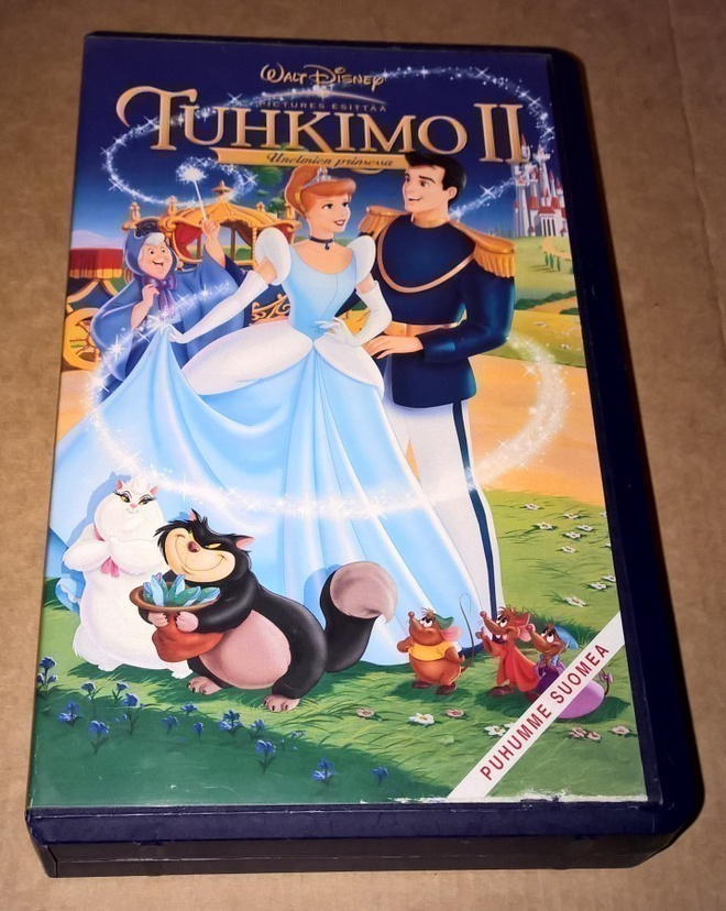 WALT DISNEY  TUHKIMO 2  UNELMIEN PRINSESSA   VHS