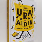 Uraäidin selviytymisopas : tarinoita ruuhkavuosien kuning... - pikkukuva 1