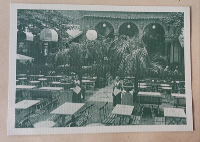 Helsinki, ravintola Kappelin sisätilat ja tarjoilijat ennen