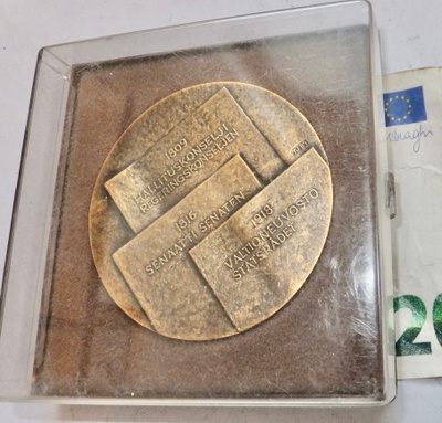 VANHA Mitali Valtioneuvosto 175 v Toivo Jaatinen 1984