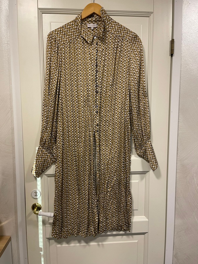 Dea Kudibal uusi silkkimekko, koko XL
