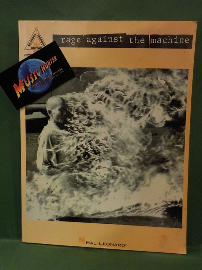 RAGE AGAINST THE MACHINE NUOTTIKIRJA